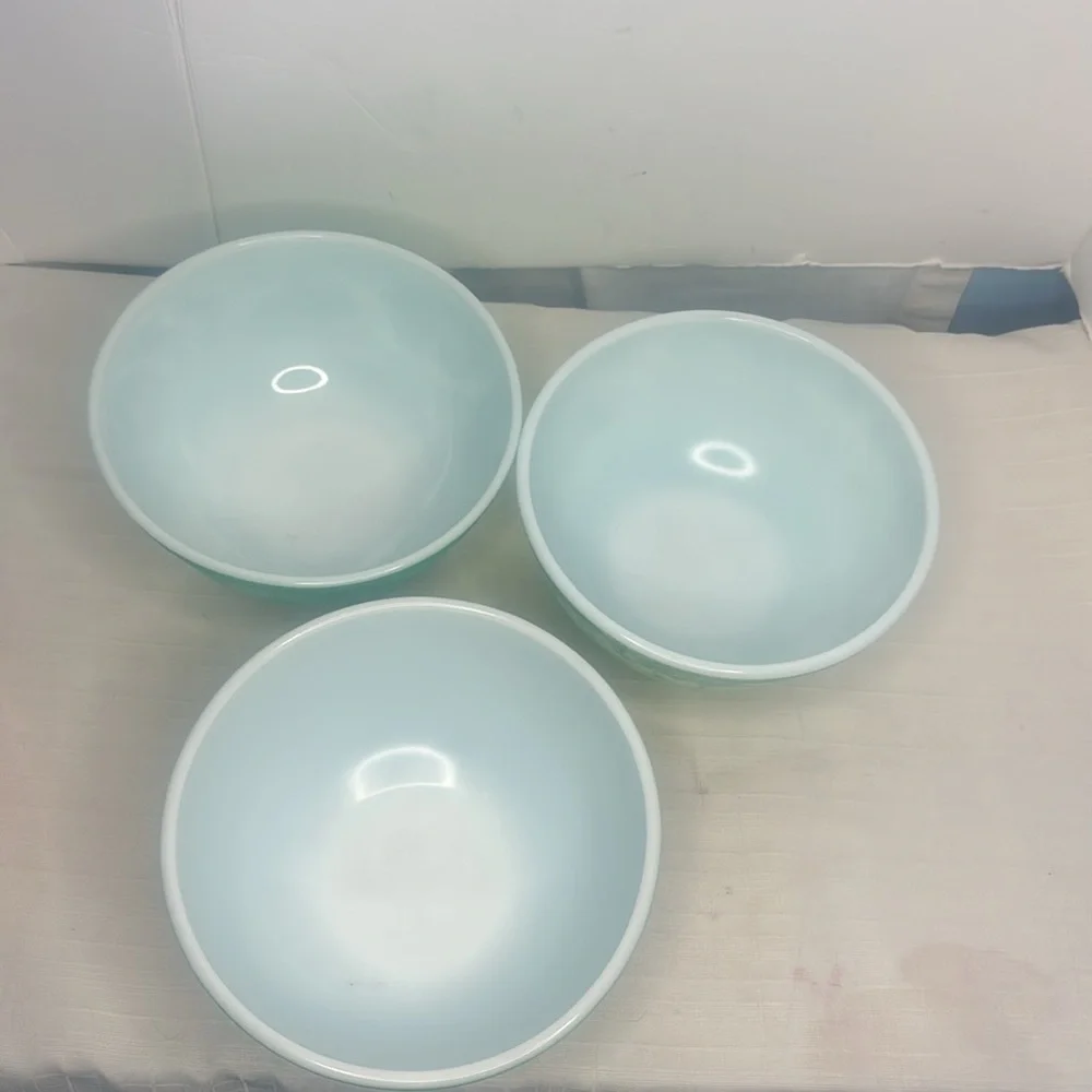 Vintage PYREX Primary Colors Nesting Mixing Bowls